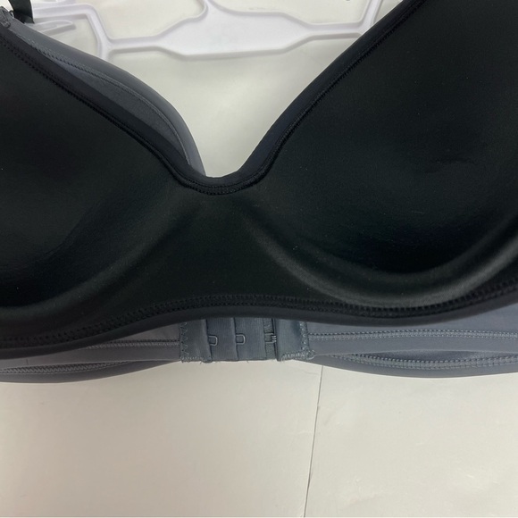 Rene ROFE Women’s Bras Sz 36C Lot/2 Gray & Black Wire-free Lightly Padded - Picture 7 of 9